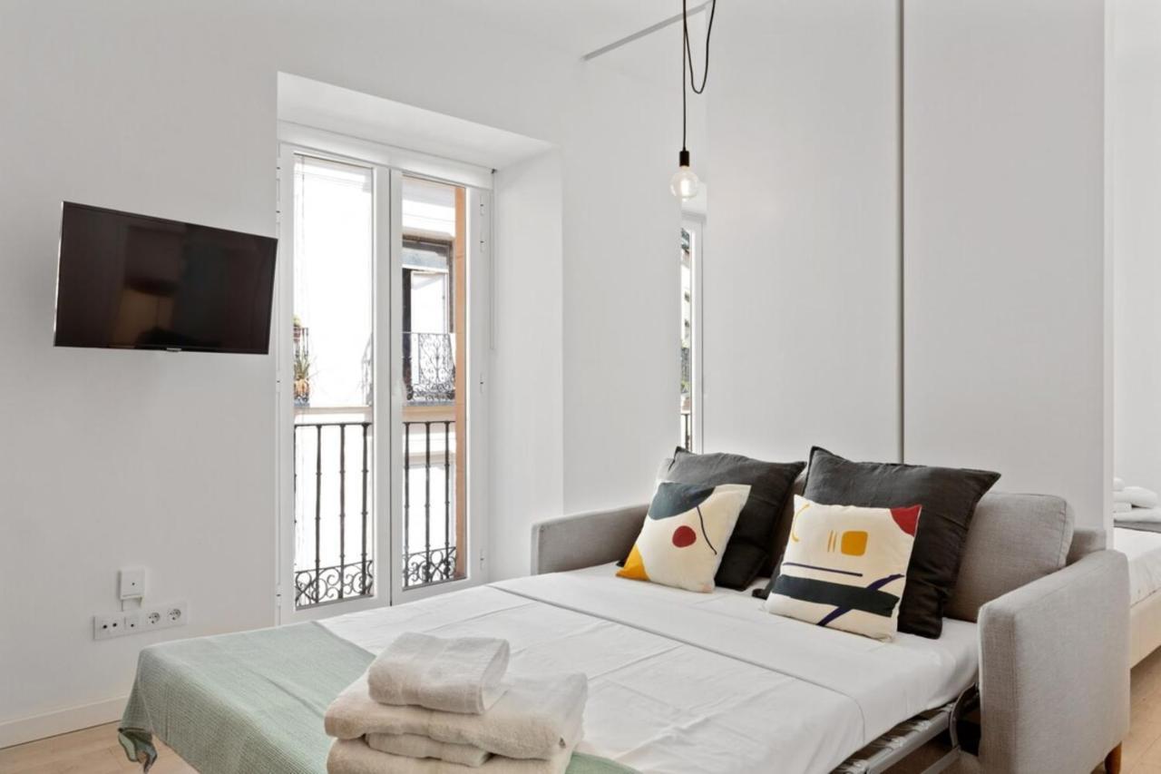 مدريد Modern 1 Bedroom Apartment Near Lavapies المظهر الخارجي الصورة