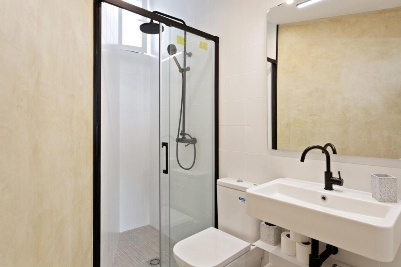 مدريد Modern 1 Bedroom Apartment Near Lavapies المظهر الخارجي الصورة